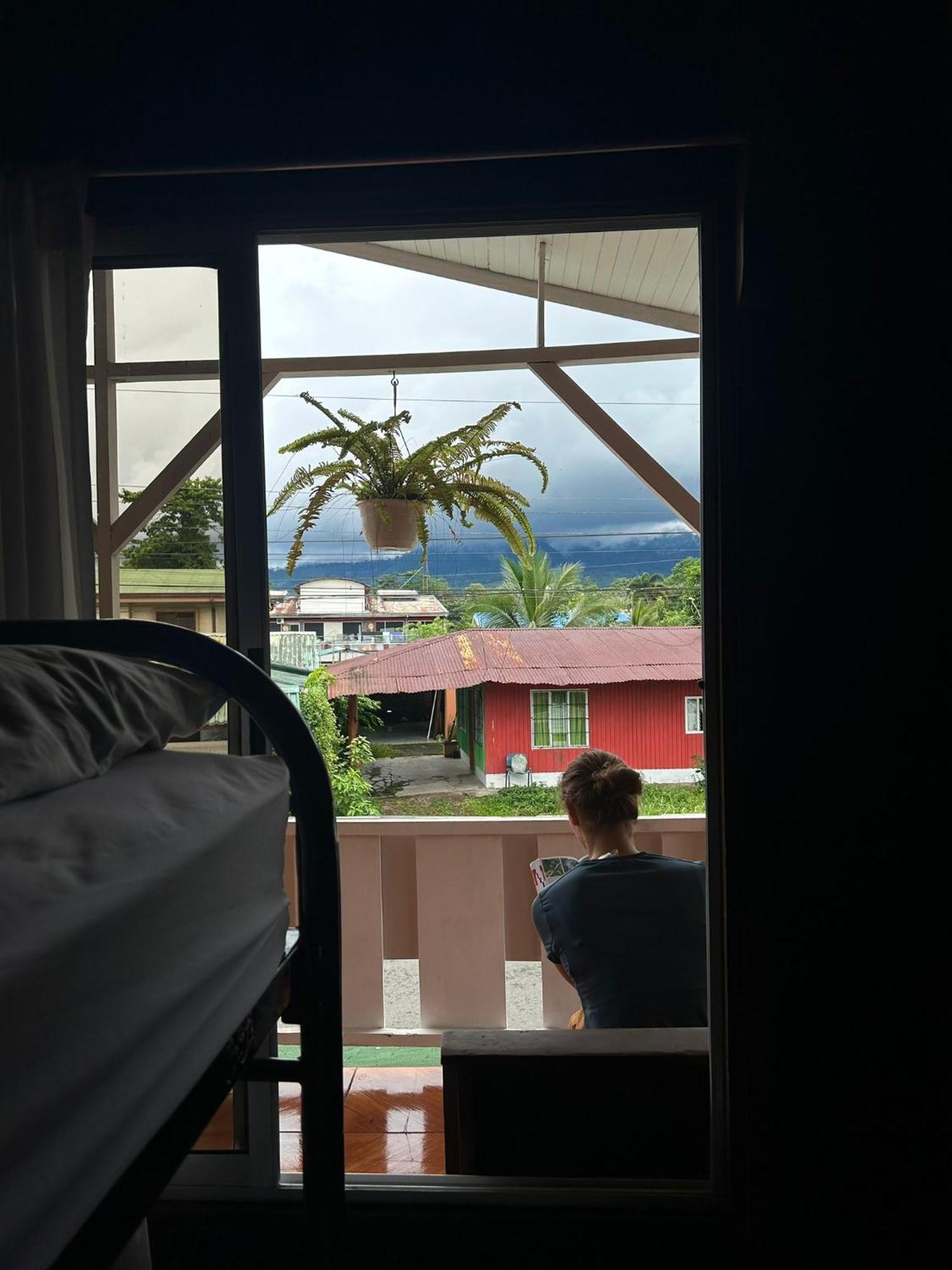 Alpha Arenal Hostel La Fortuna Zewnętrze zdjęcie